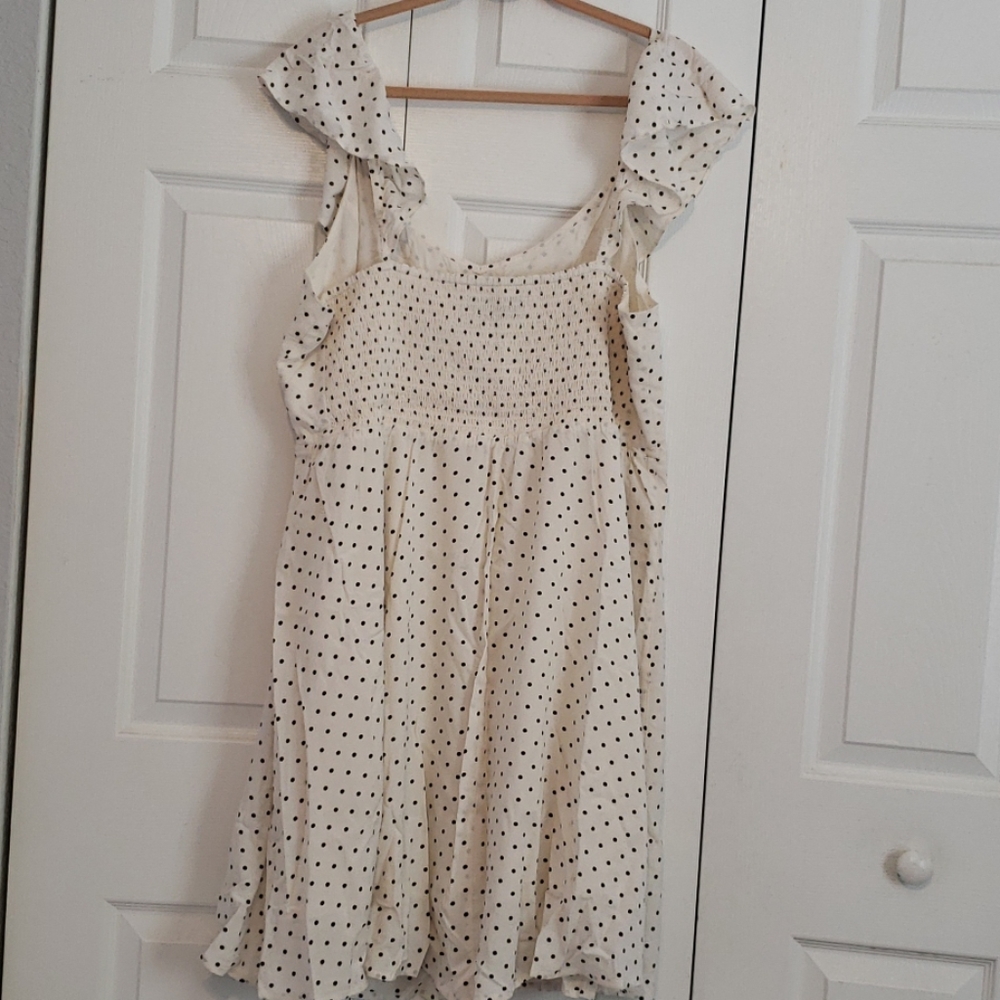 Dress - Picture 2 of 5